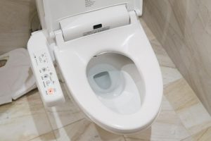 bồn cầu xả xoáy